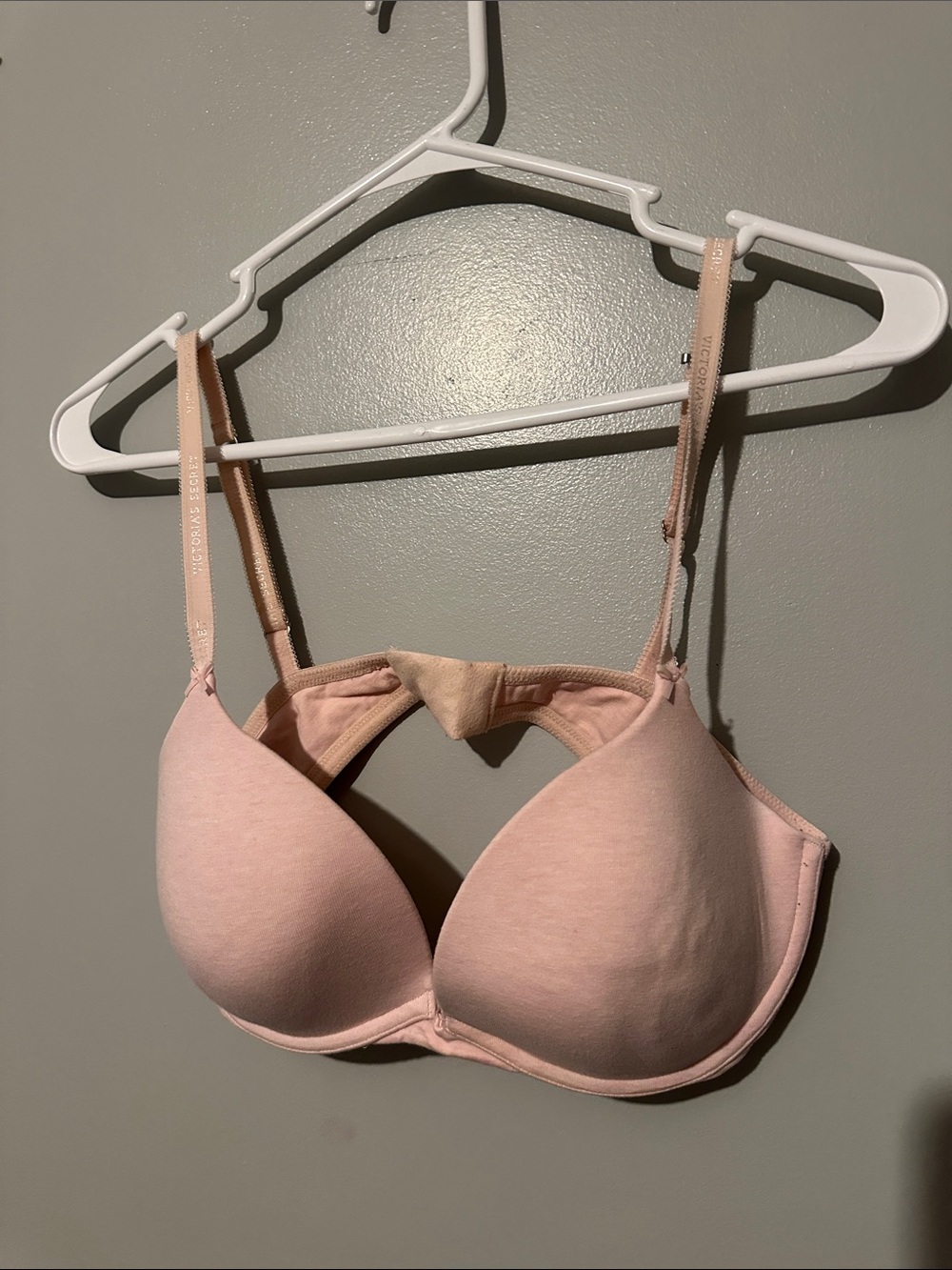 36c Light Pink T-Shirt Bra by Victoria’s Secret